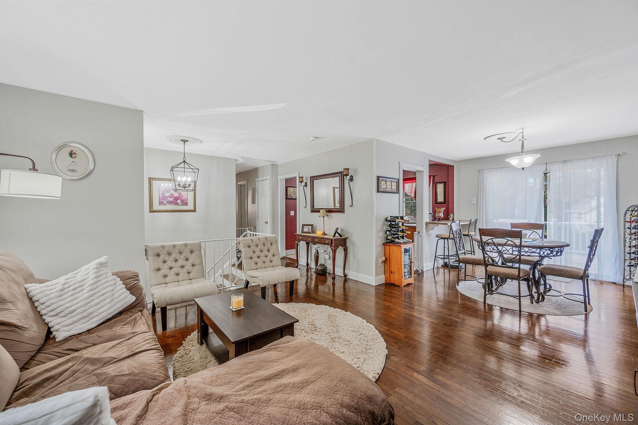 Single Family Wainscott  Suffolk County, NY 11789, MLS-904737-15