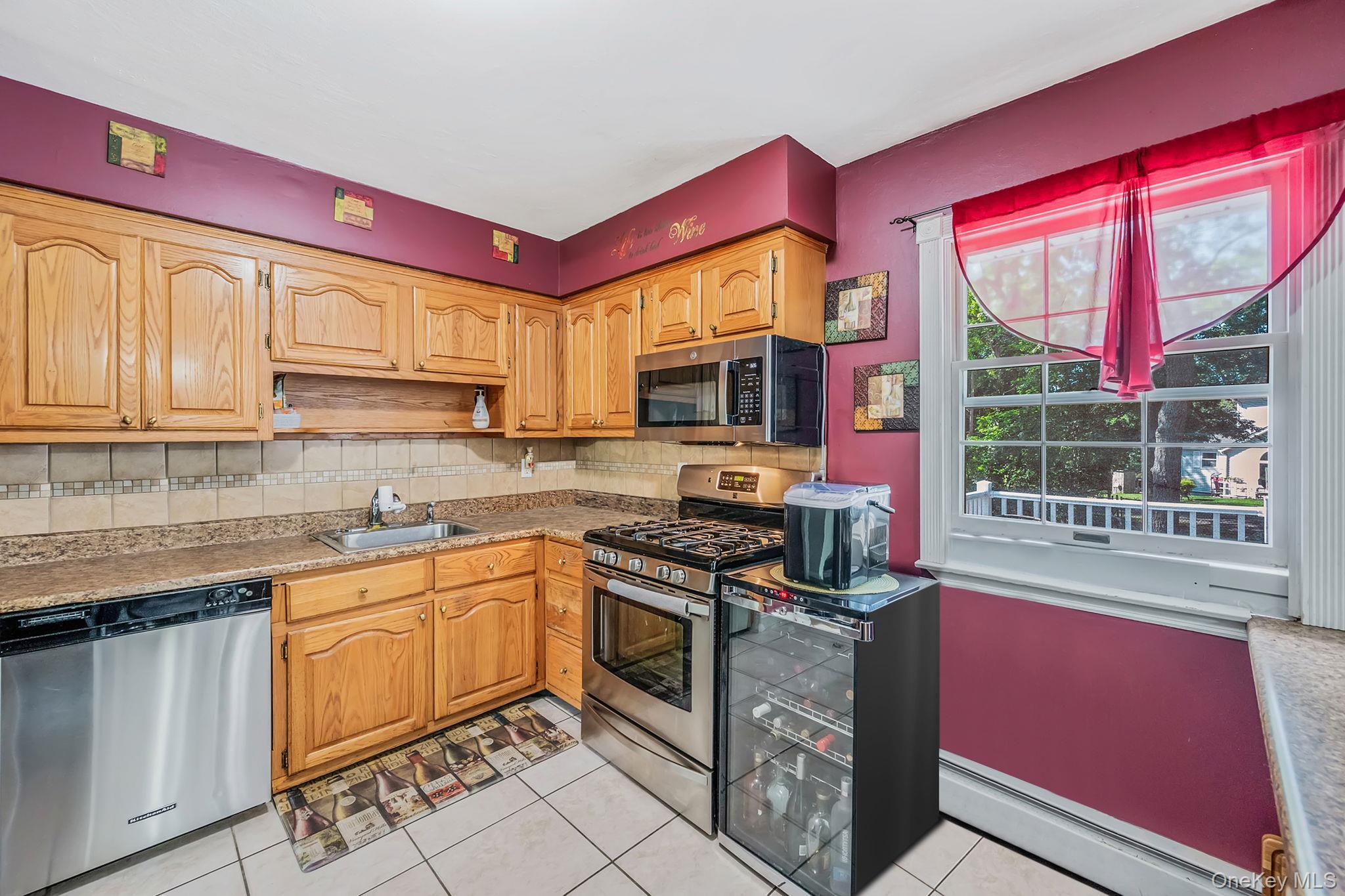 Single Family Wainscott  Suffolk County, NY 11789, MLS-904737-19