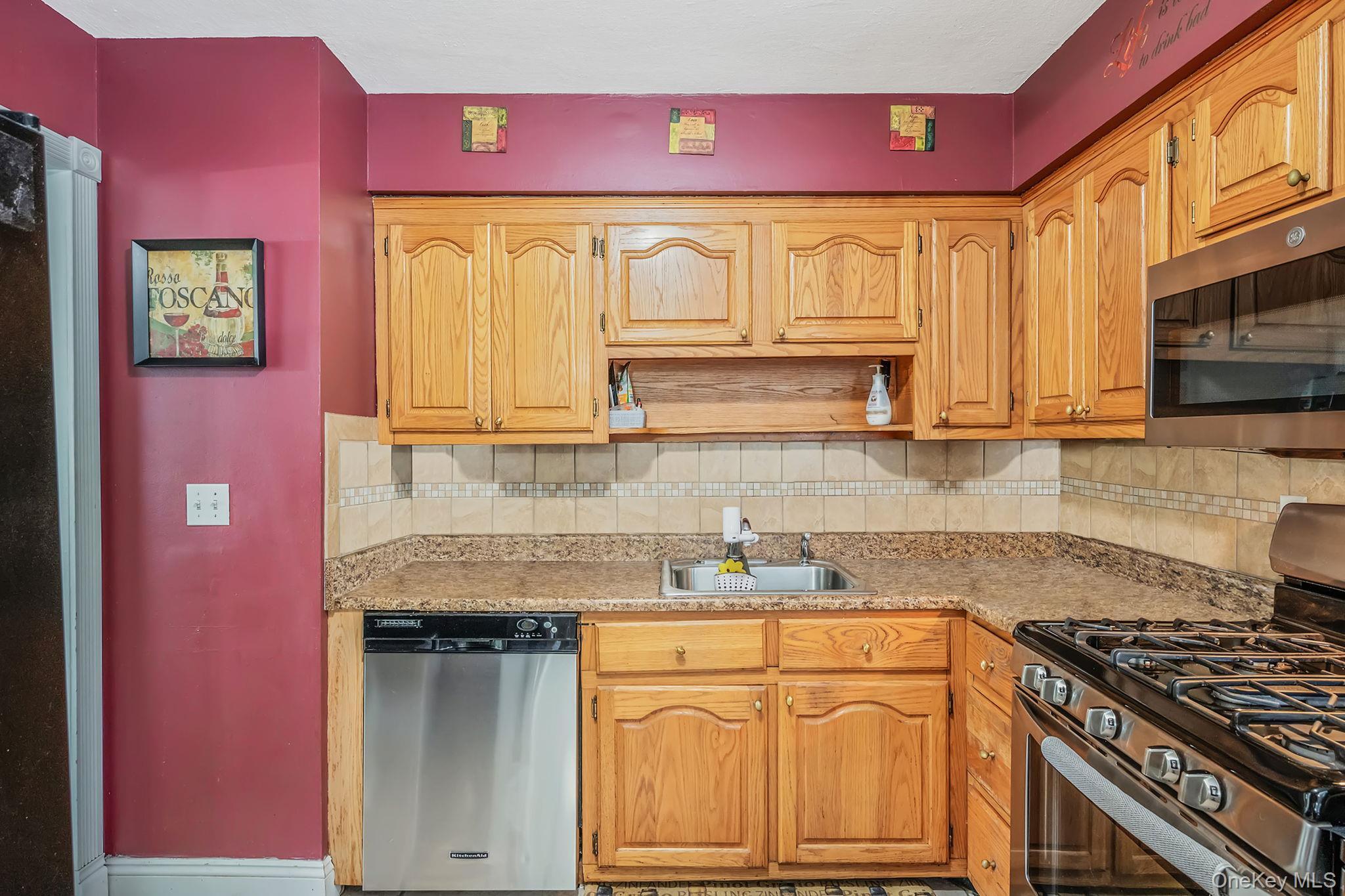 Single Family Wainscott  Suffolk County, NY 11789, MLS-904737-20