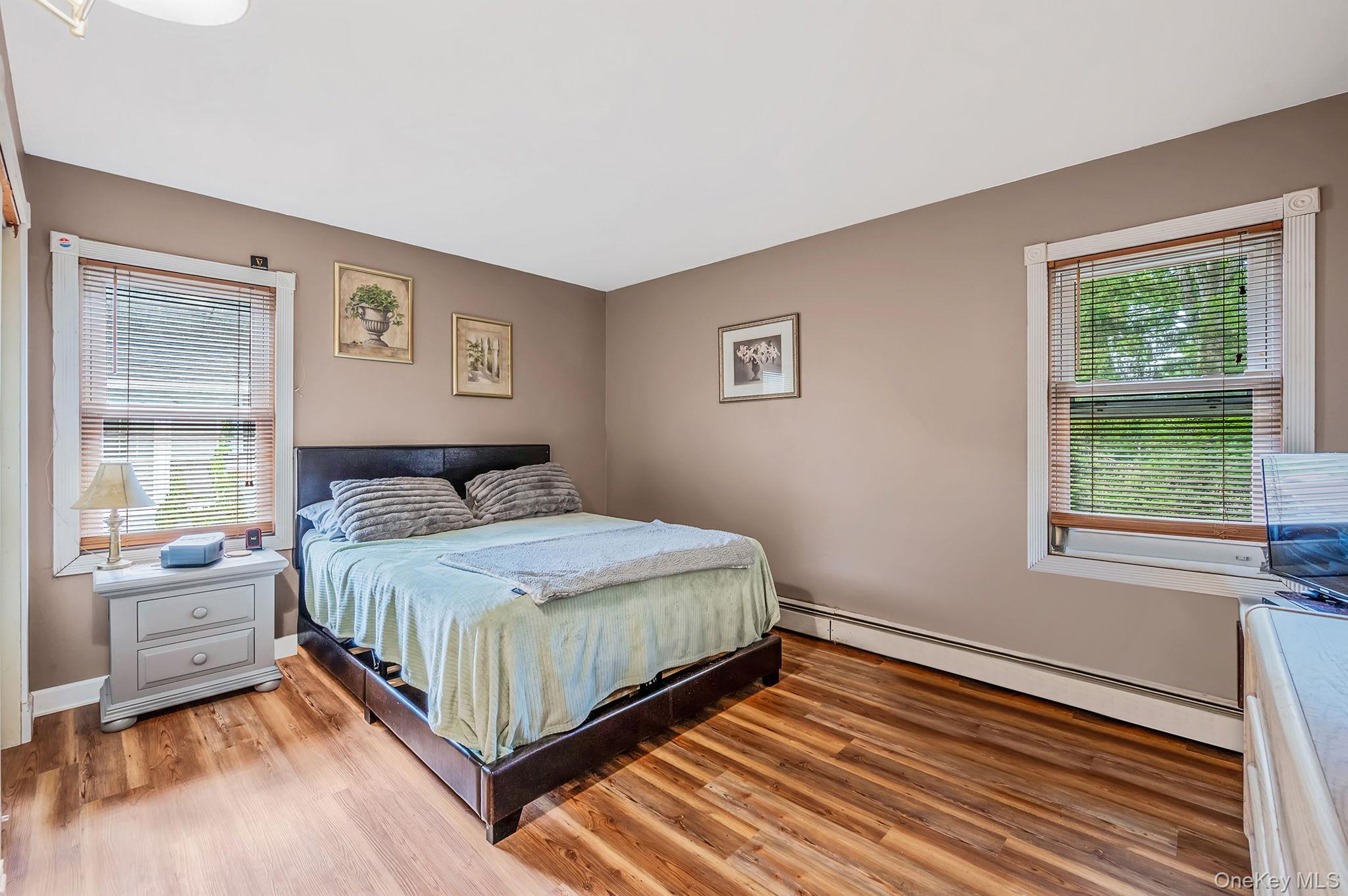 Single Family Wainscott  Suffolk County, NY 11789, MLS-904737-25