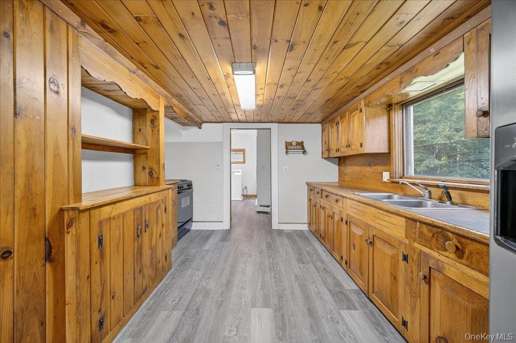 Single Family Schoolhouse Dutchess County, NY 12533, MLS-904749-33