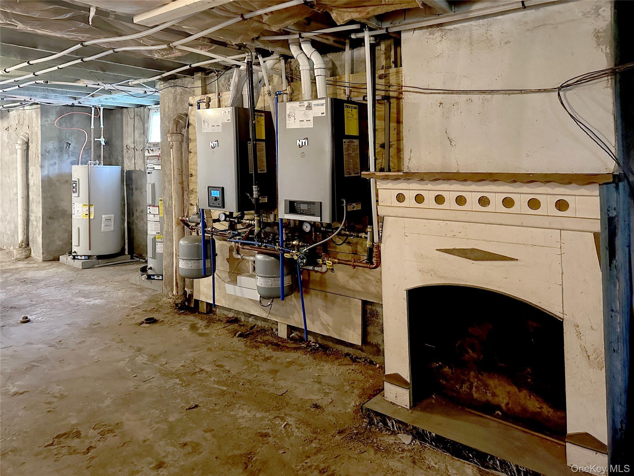 Single Family Mansion  Dutchess County, NY 12601, MLS-904750-30