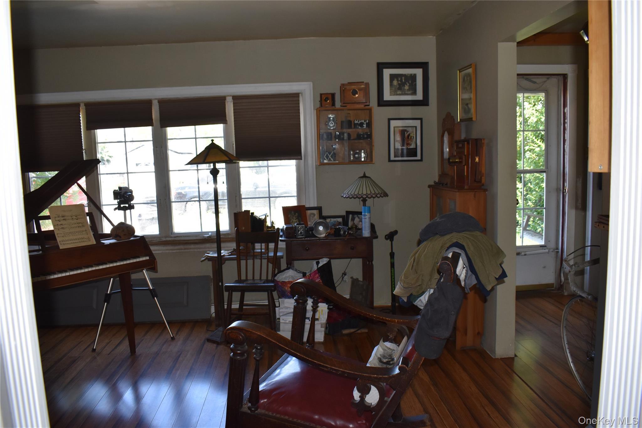 Single Family Marine  Nassau County, NY 11710, MLS-904779-4