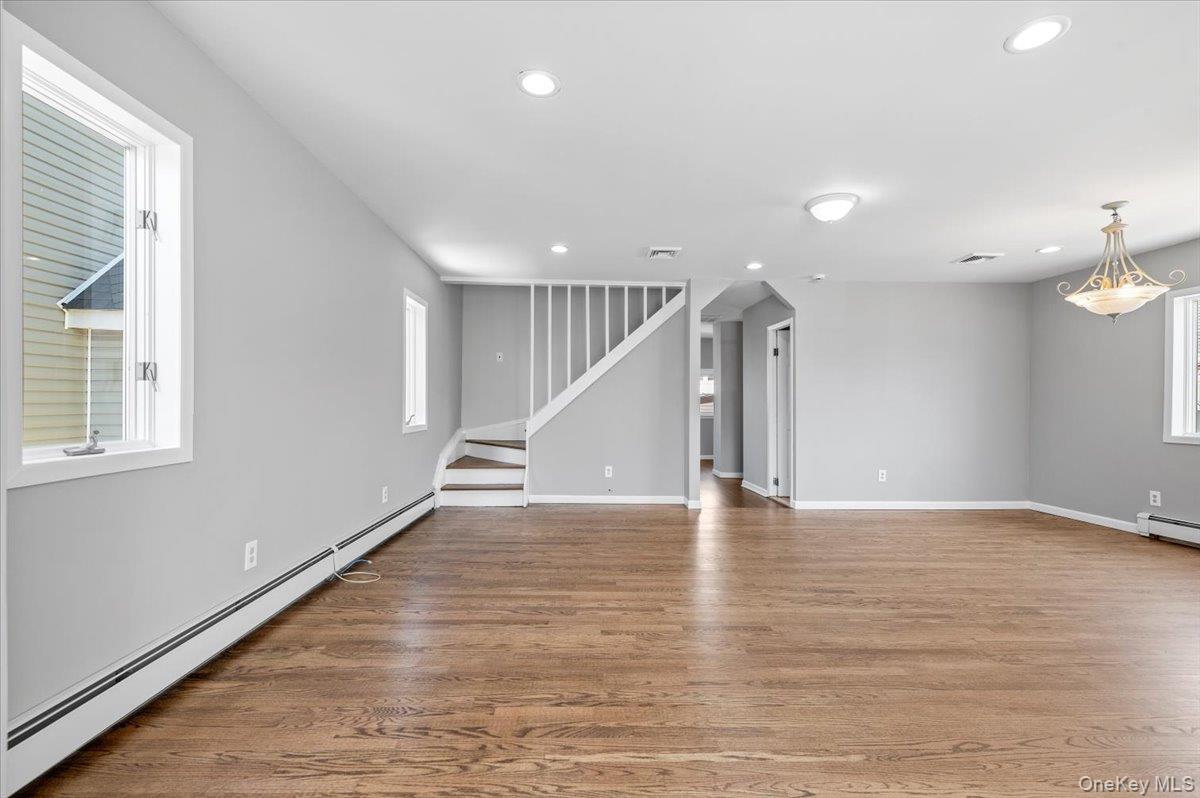 Single Family Dart Nassau County, NY 11518, MLS-904786-11