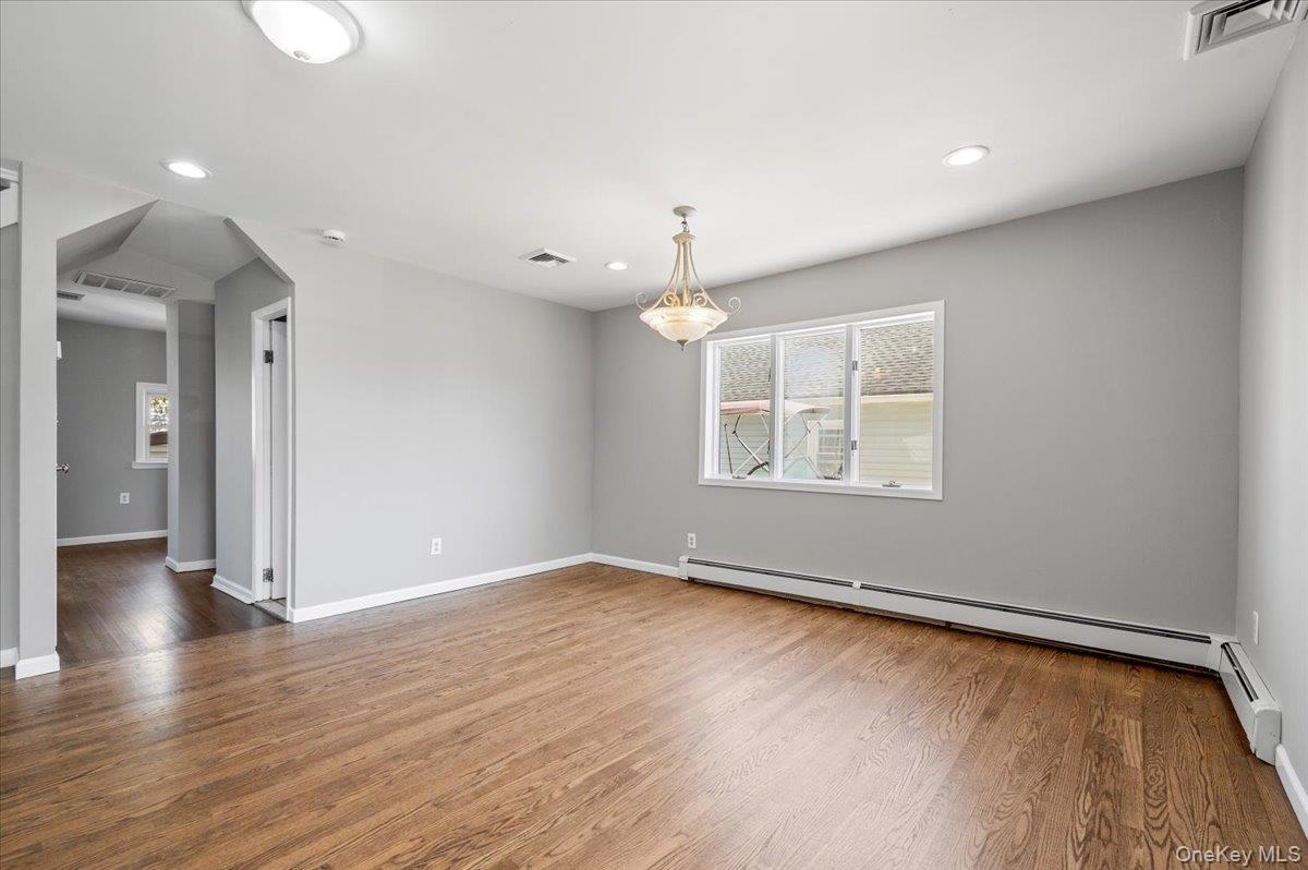 Single Family Dart Nassau County, NY 11518, MLS-904786-12