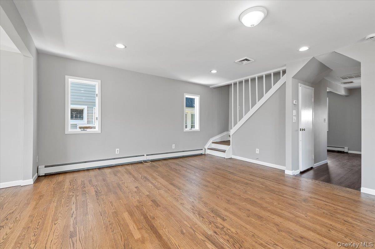 Single Family Dart Nassau County, NY 11518, MLS-904786-13