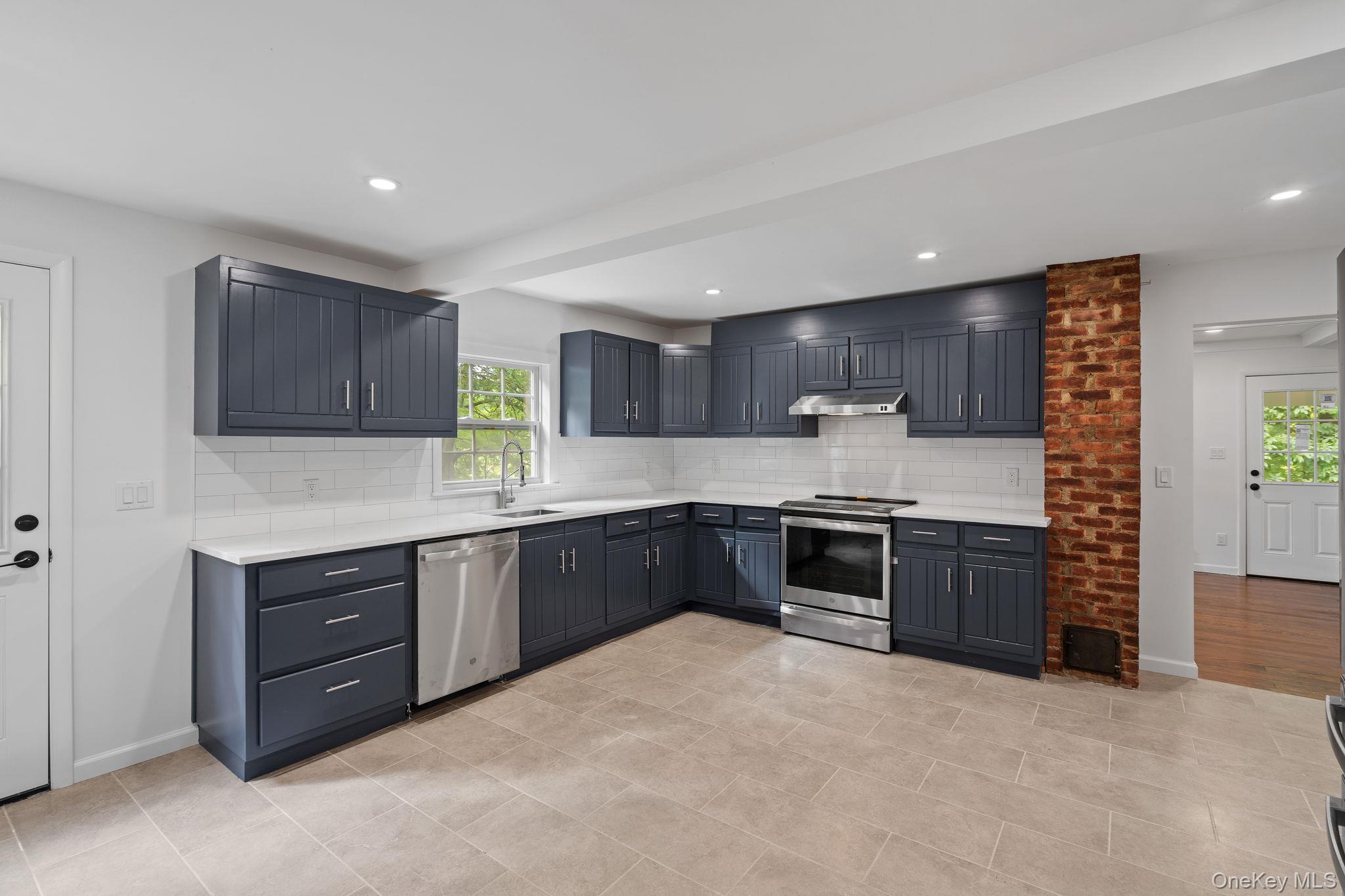 Single Family Hosner Mountain  Dutchess County, NY 12582, MLS-904810-8