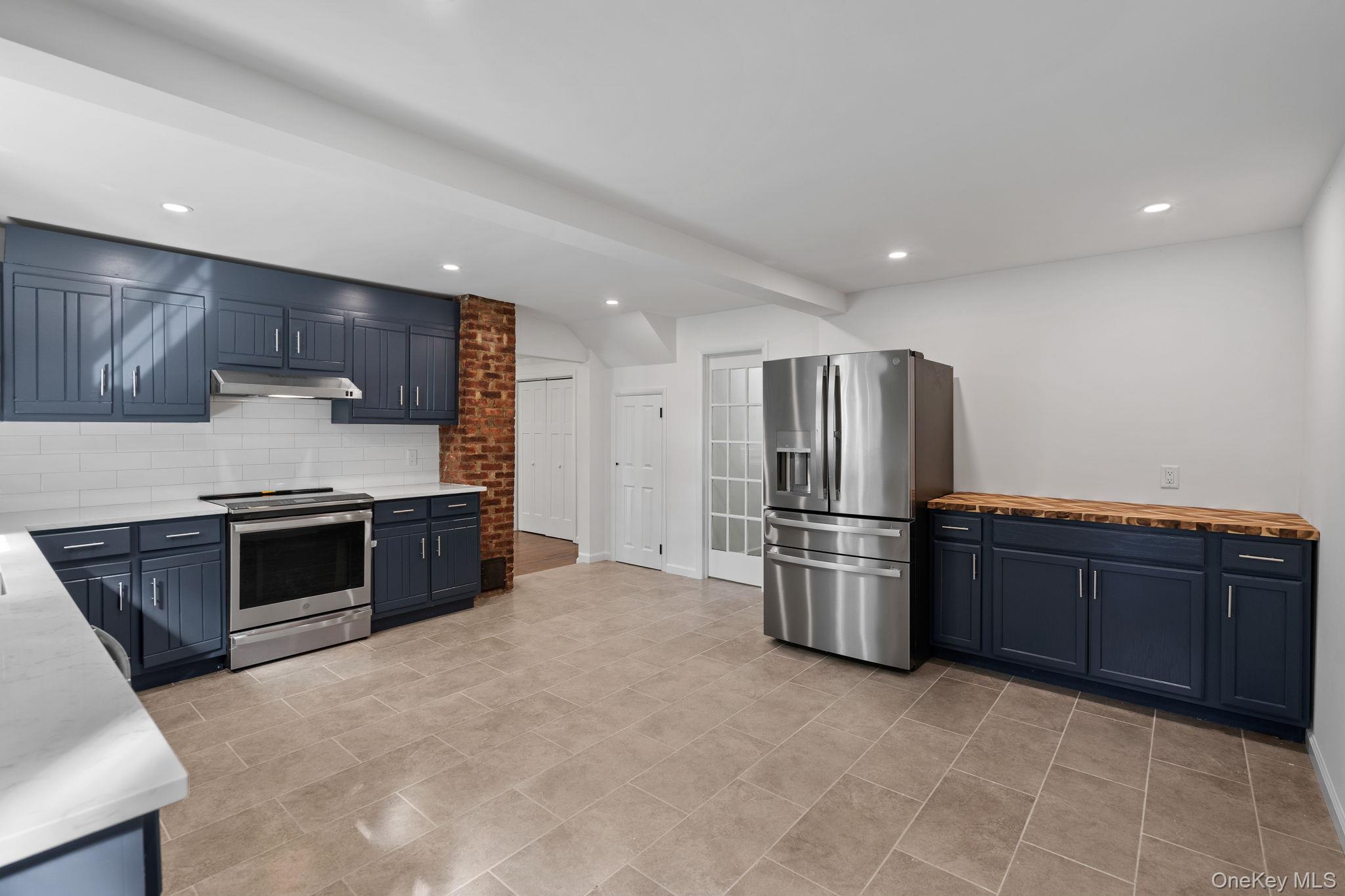 Single Family Hosner Mountain  Dutchess County, NY 12582, MLS-904810-9