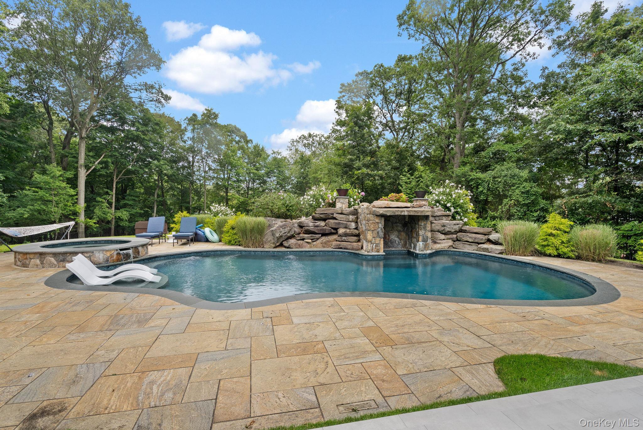 Single Family Stonewall Westchester County, NY 10604, MLS-904836-25