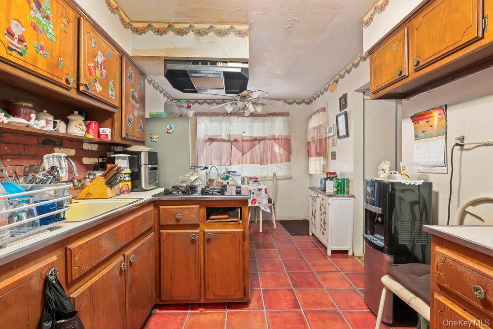 Single Family Watson Place Queens, NY 11433, MLS-904842-21