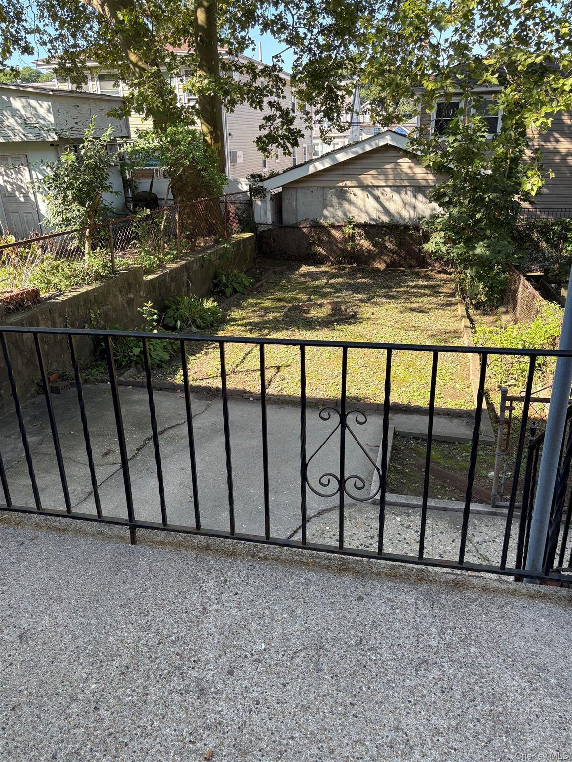 Single Family Ropes  Bronx, NY 10475, MLS-904857-14