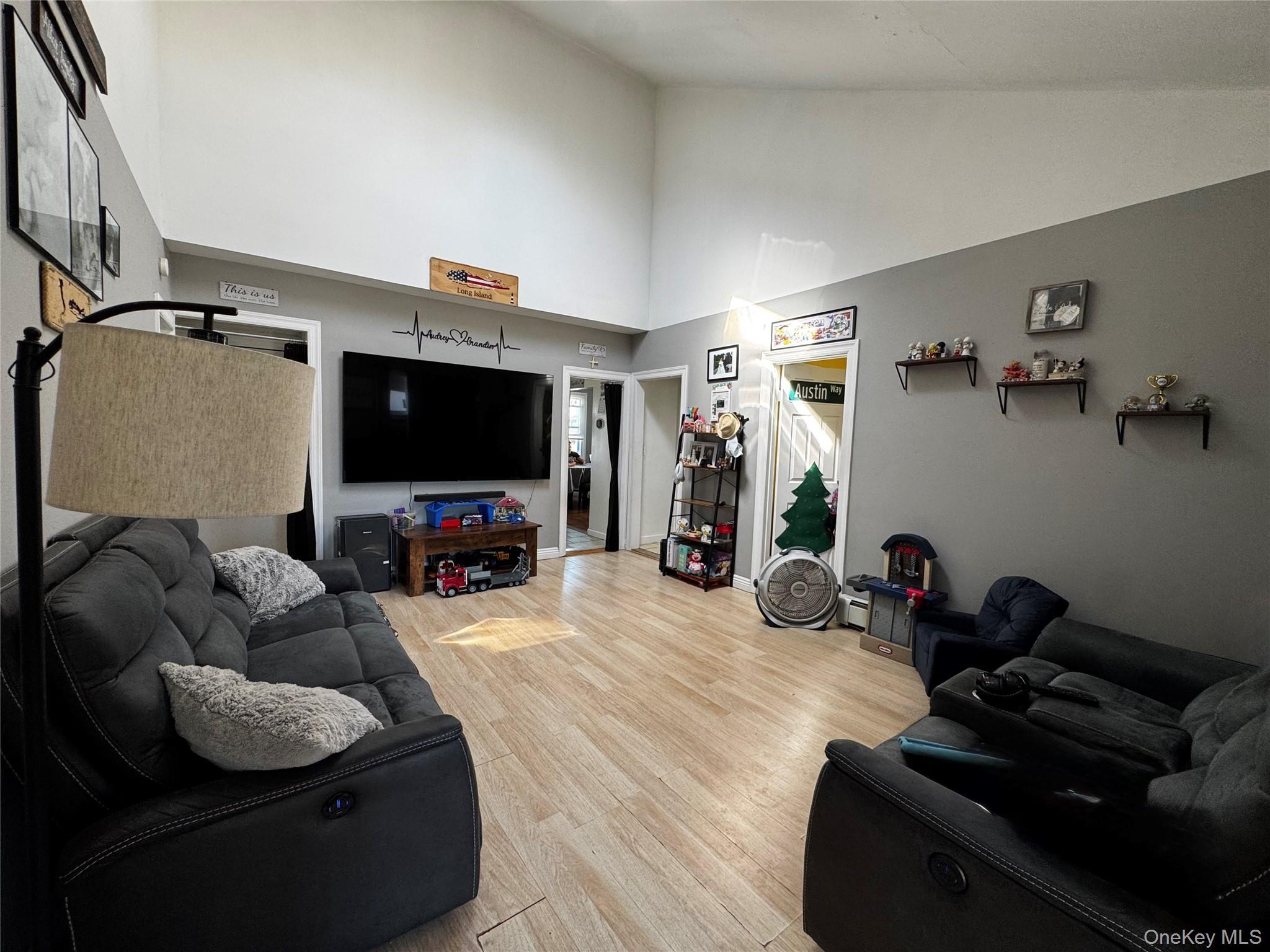 Single Family Beach Suffolk County, NY 11726, MLS-904859-2