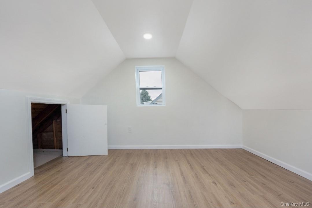 Single Family 12th Suffolk County, NY 11757, MLS-904920-19