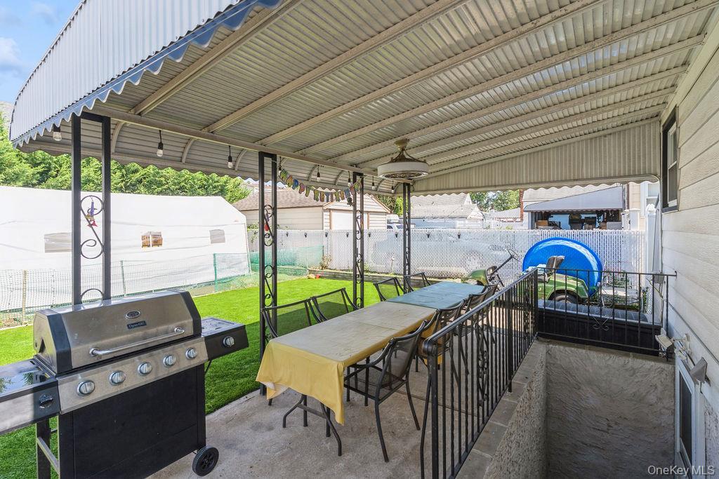 Single Family Clay Nassau County, NY 11003, MLS-904927-14