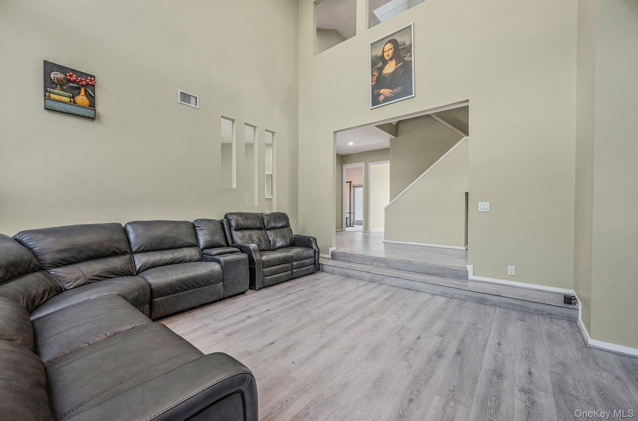 Single Family Roosevelt Suffolk County, NY 11772, MLS-904930-10