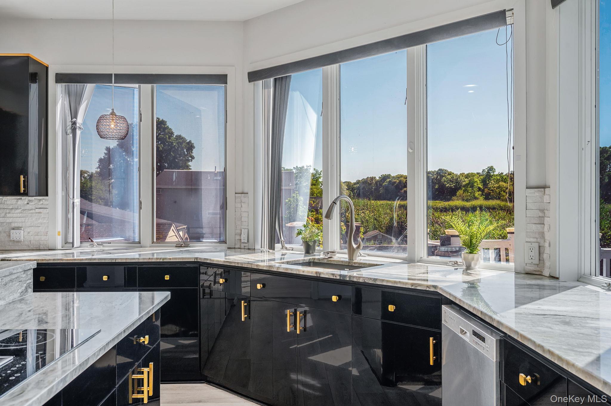 Single Family Roosevelt Suffolk County, NY 11772, MLS-904930-13