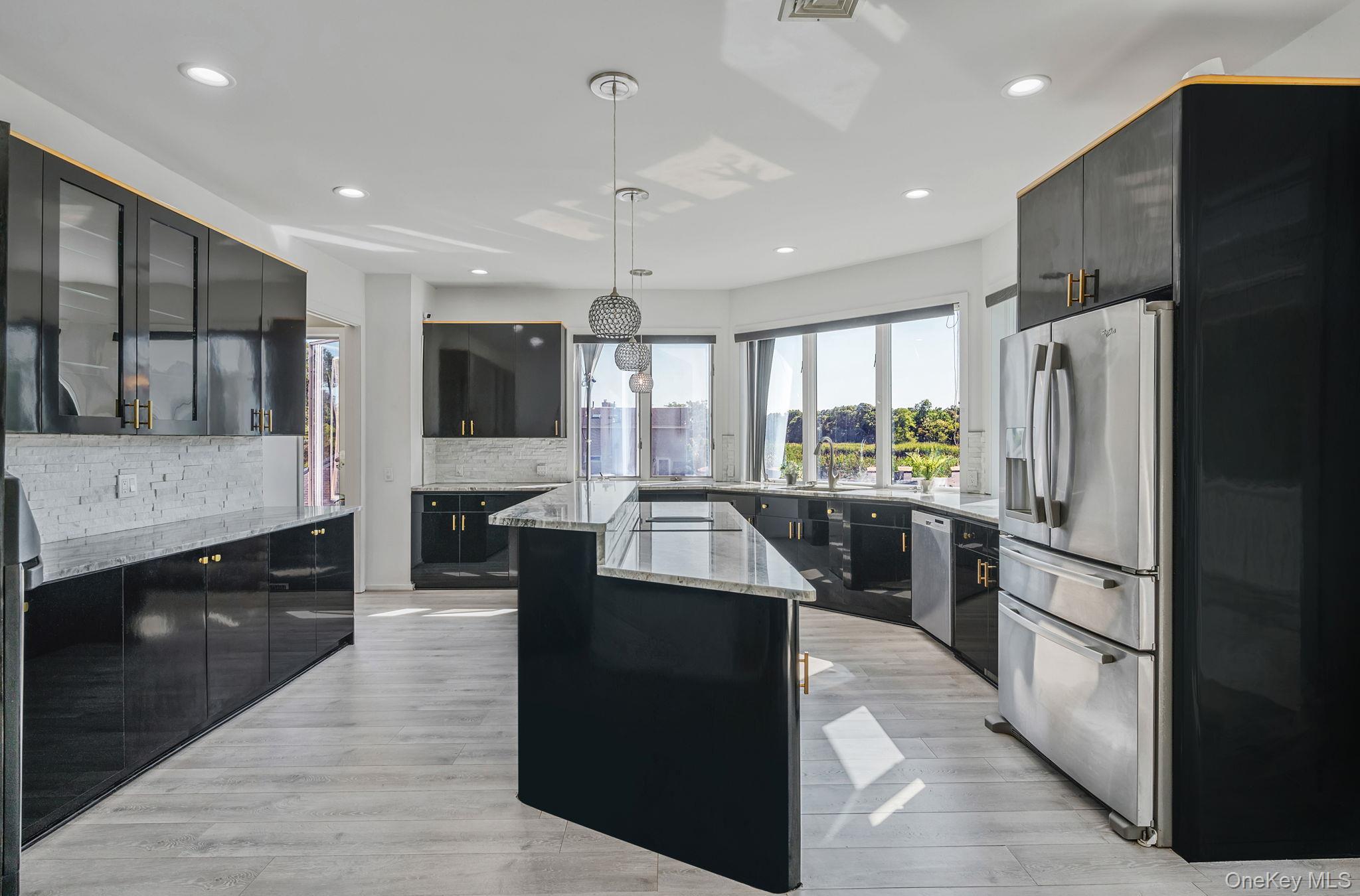 Single Family Roosevelt Suffolk County, NY 11772, MLS-904930-16