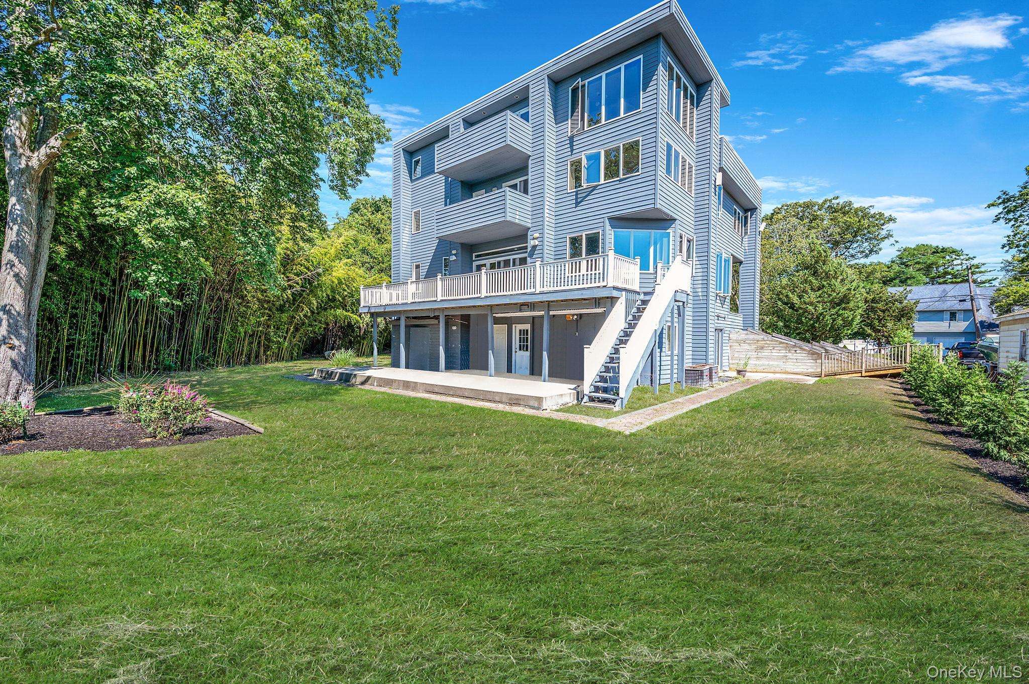 Single Family Roosevelt Suffolk County, NY 11772, MLS-904930-4