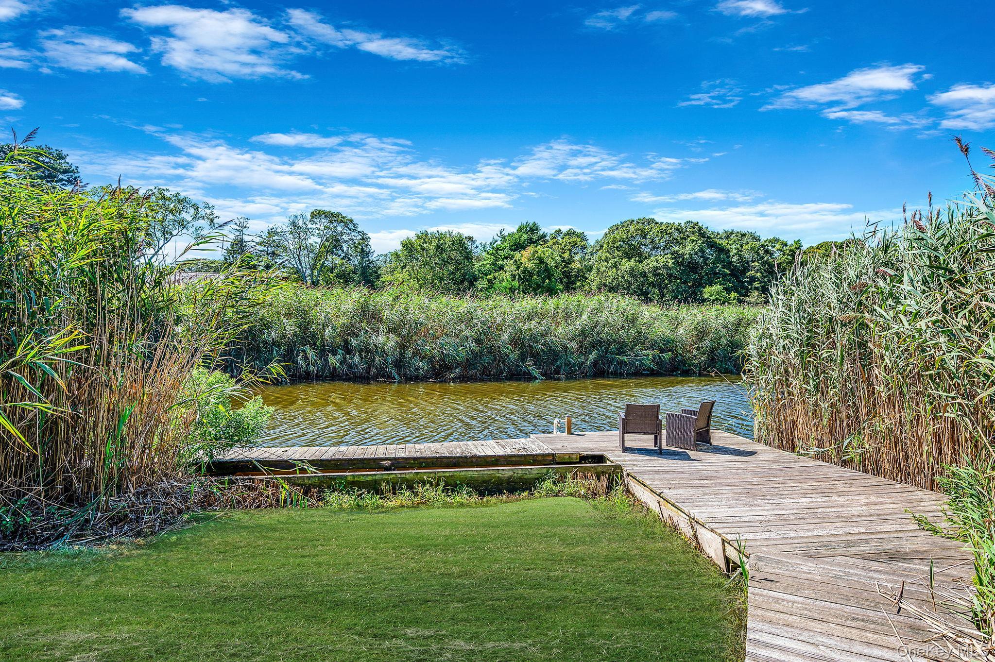 Single Family Roosevelt Suffolk County, NY 11772, MLS-904930-42