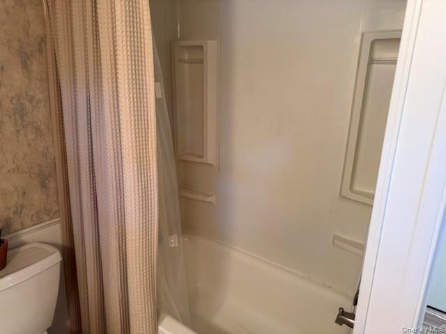 Single Family Old Country  Suffolk County, NY 11901, MLS-904992-17