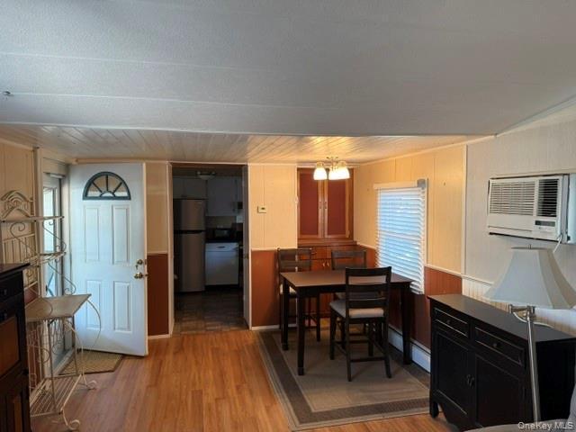 Single Family Old Country  Suffolk County, NY 11901, MLS-904992-9