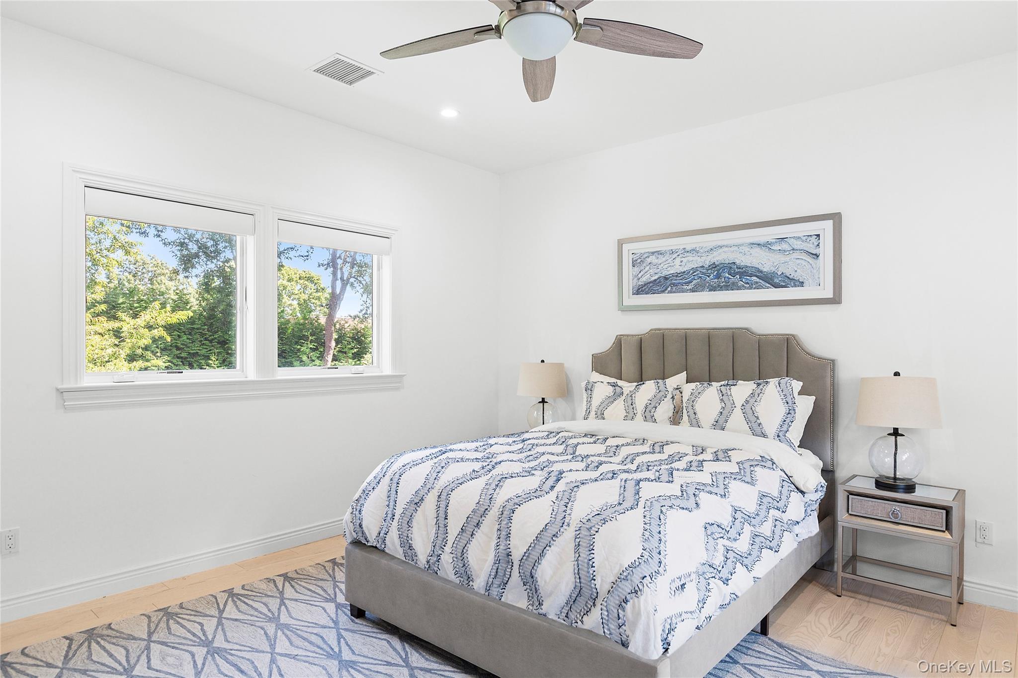 Single Family Middle Pond Suffolk County, NY 11968, MLS-904993-21