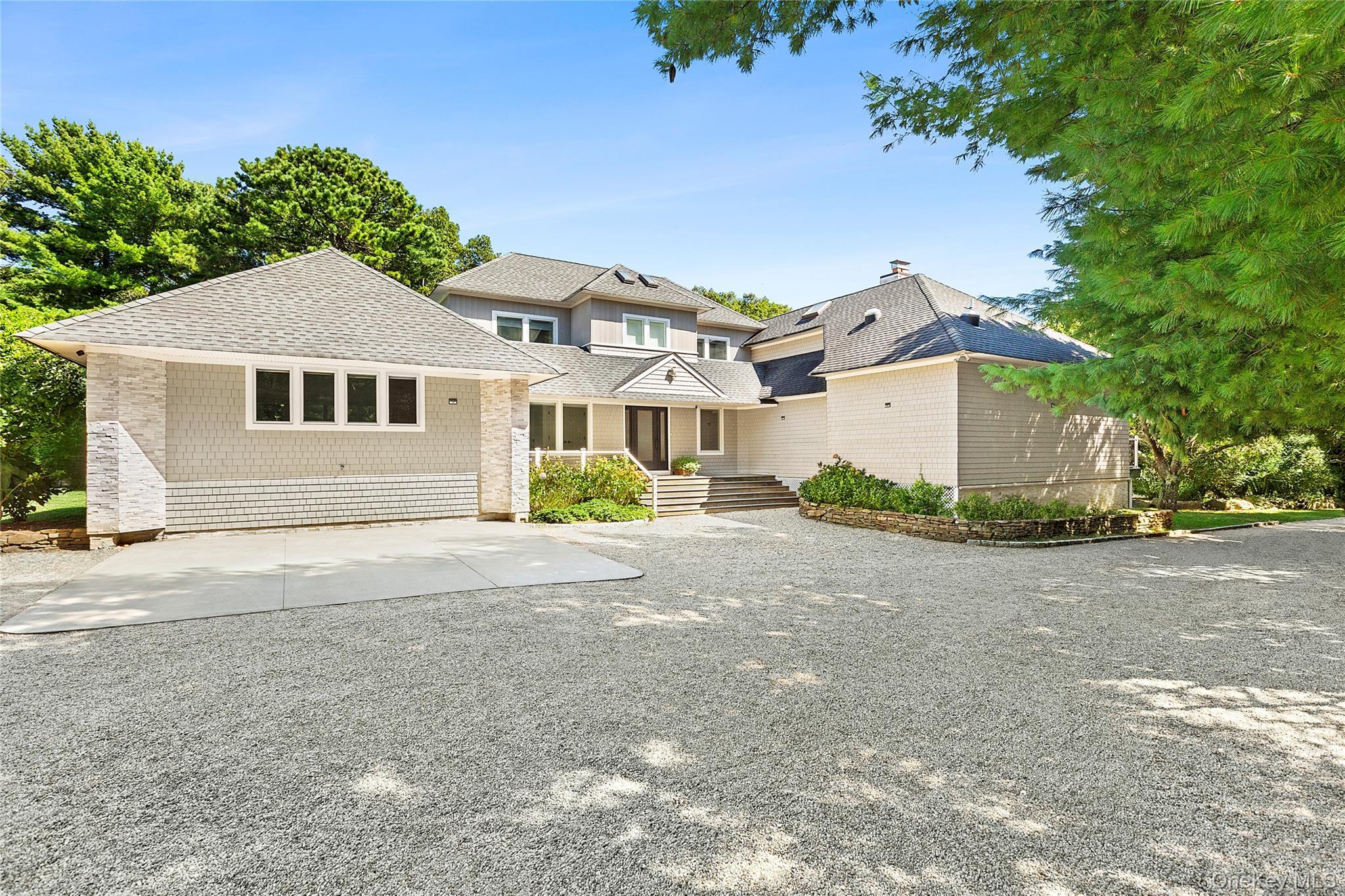 Single Family Middle Pond Suffolk County, NY 11968, MLS-904993-6