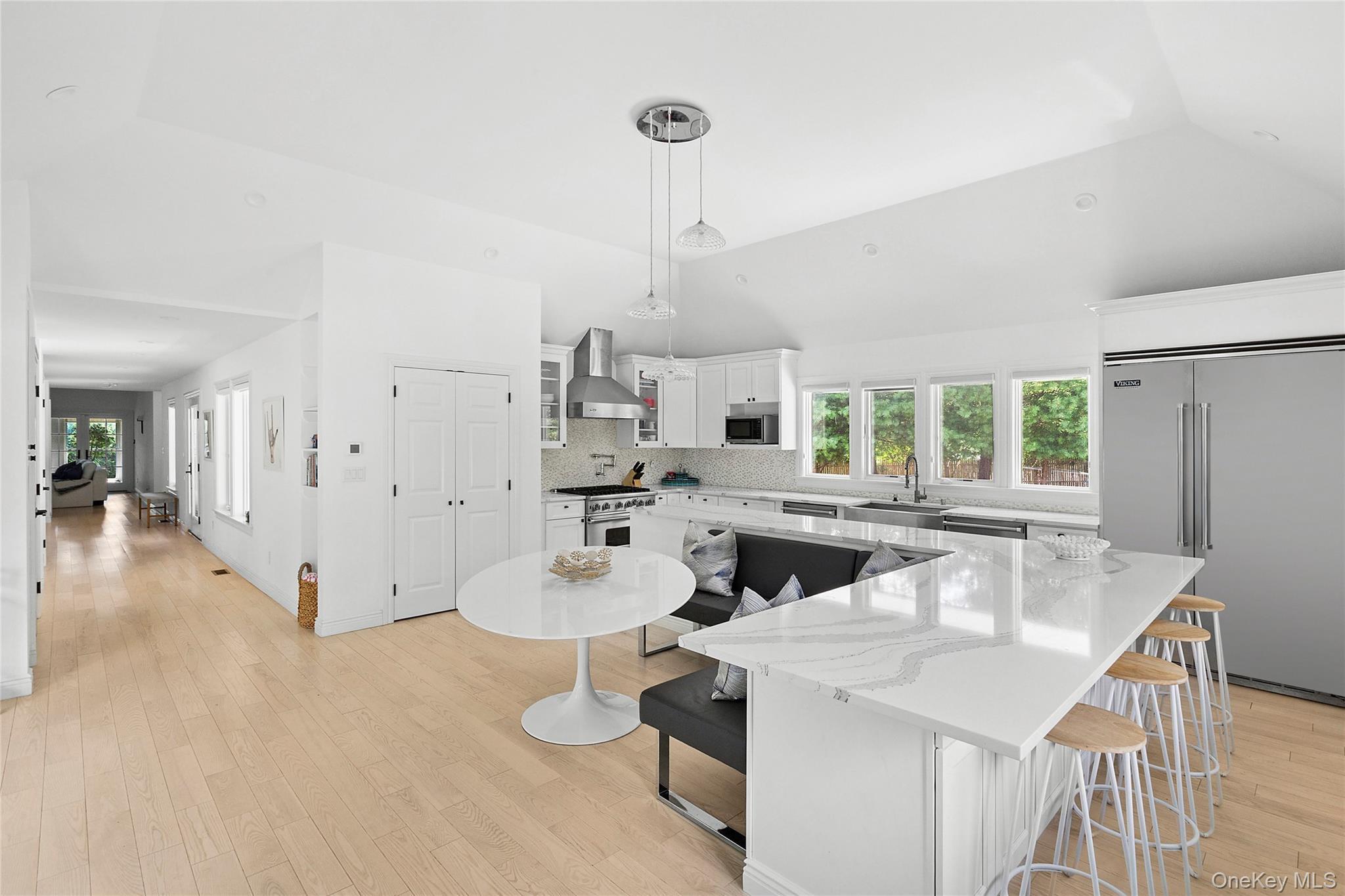 Single Family Middle Pond Suffolk County, NY 11968, MLS-904993-9