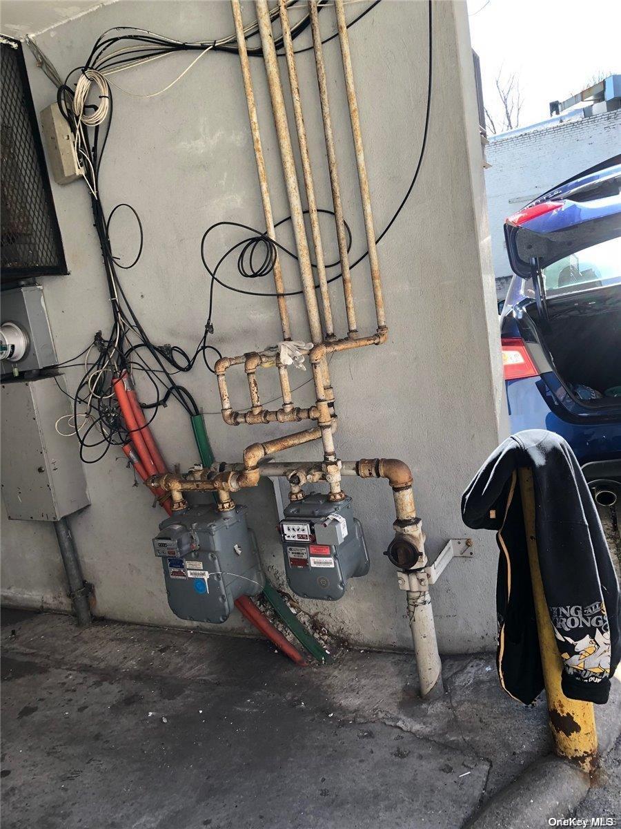 Single Family Southern Bronx, NY 10460, MLS-904994-15