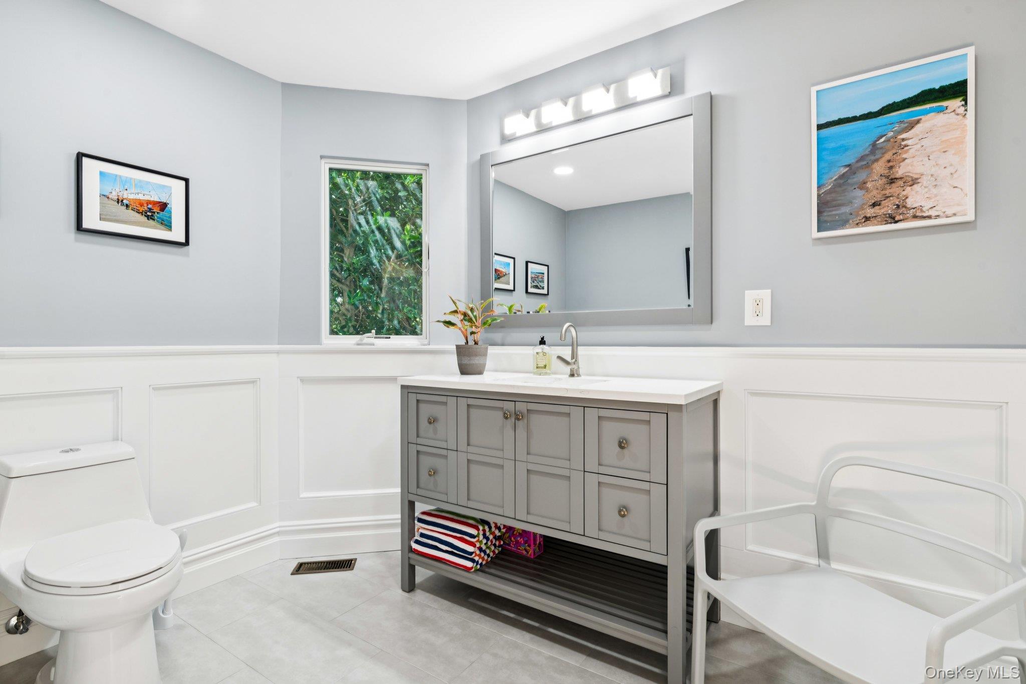 Single Family Oak Point Nassau County, NY 11709, MLS-905016-17