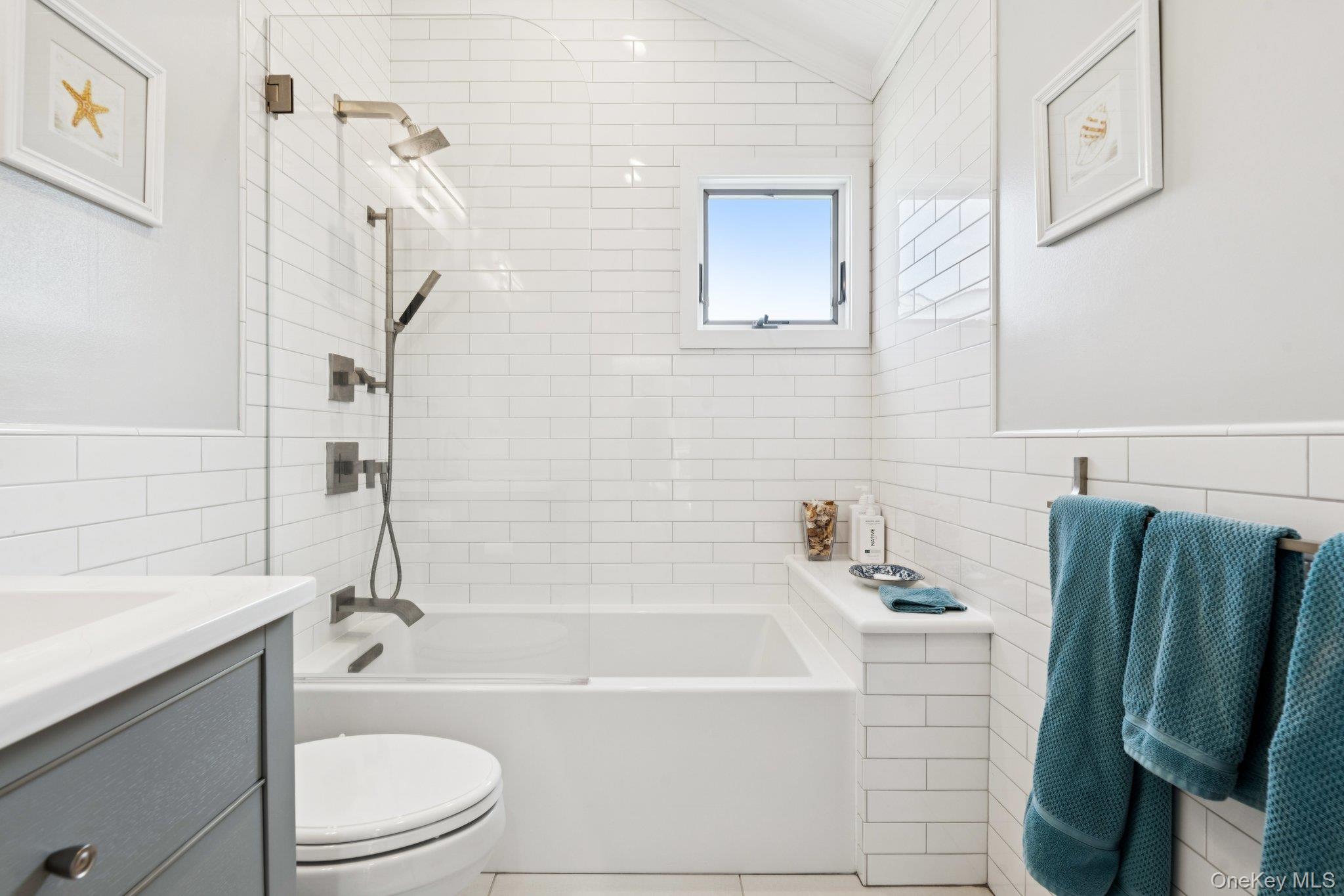 Single Family Oak Point Nassau County, NY 11709, MLS-905016-19