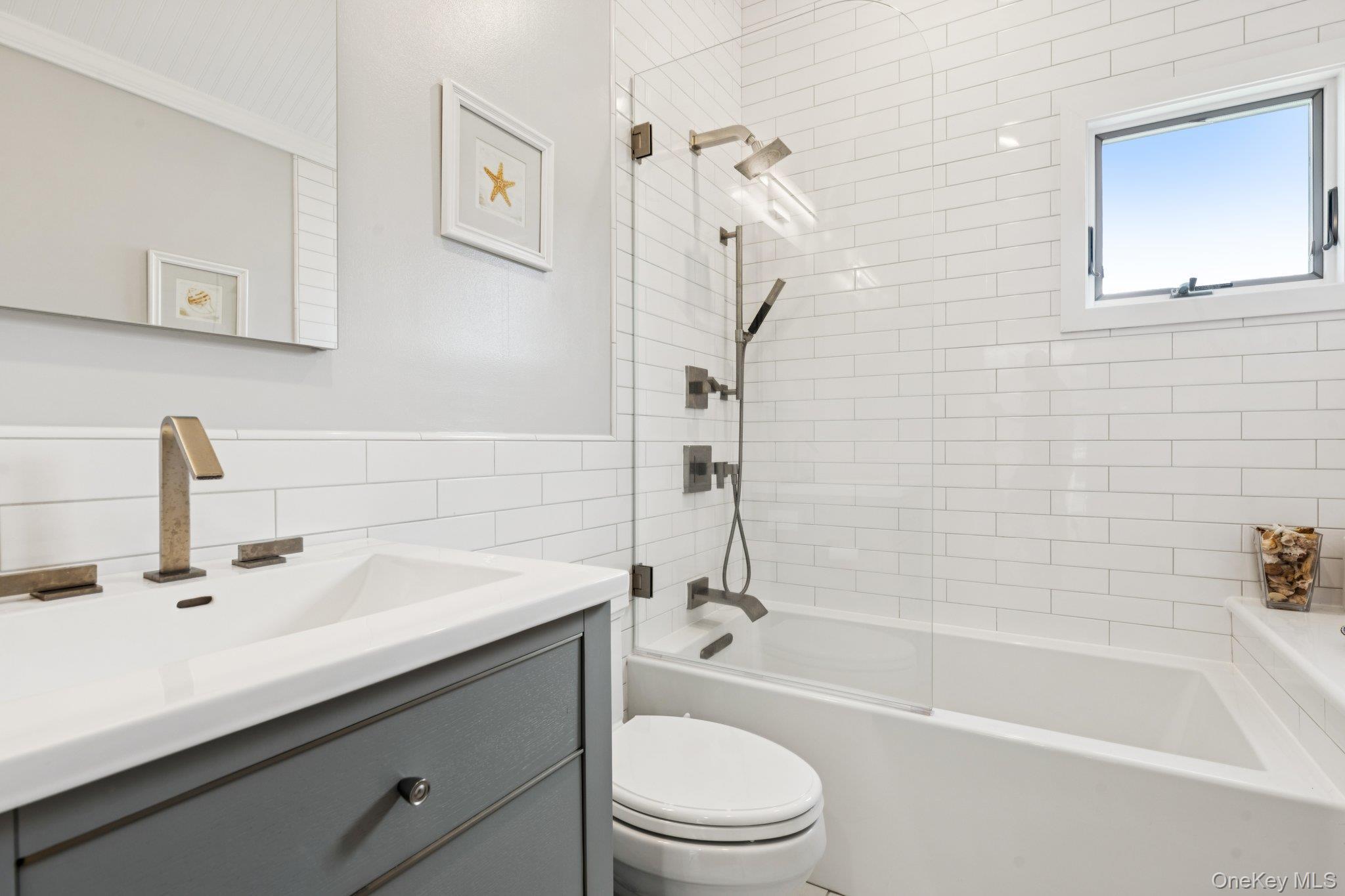 Single Family Oak Point Nassau County, NY 11709, MLS-905016-26