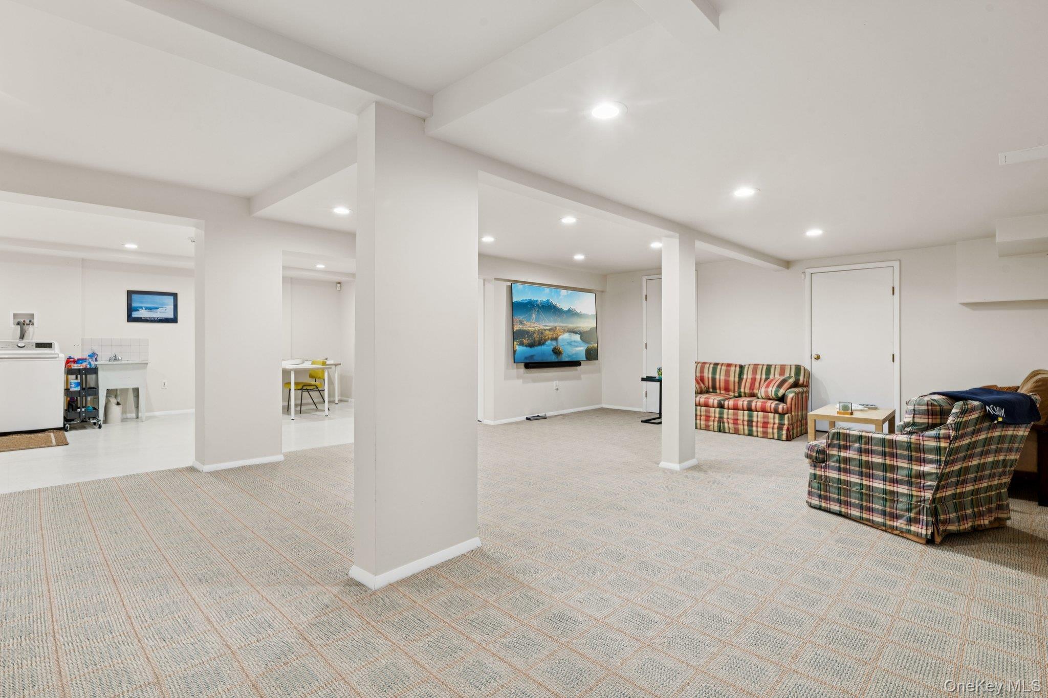 Single Family Oak Point Nassau County, NY 11709, MLS-905016-31