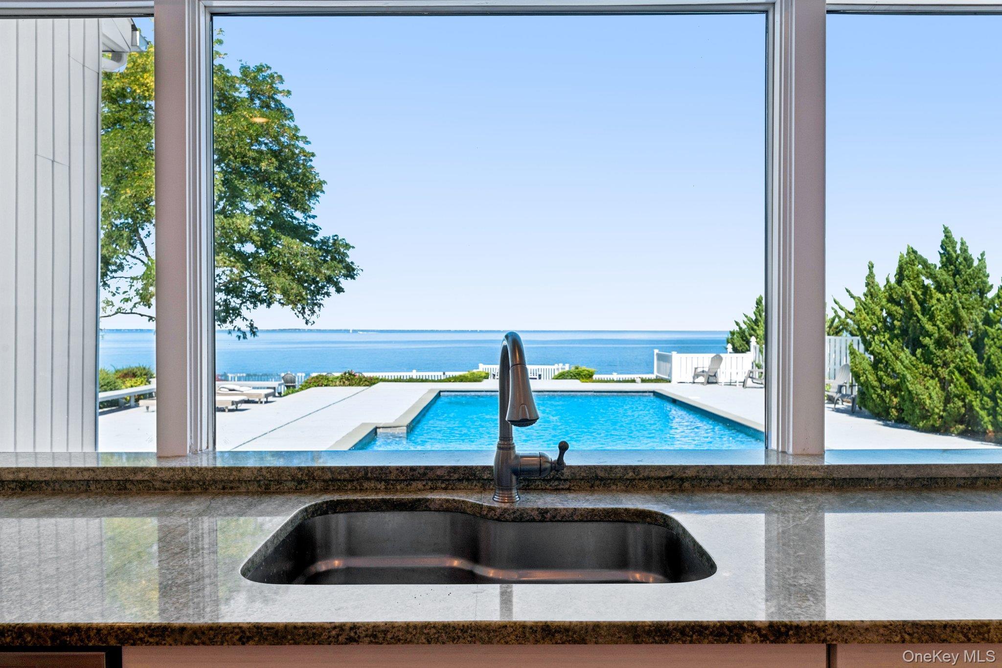 Single Family Oak Point Nassau County, NY 11709, MLS-905016-6