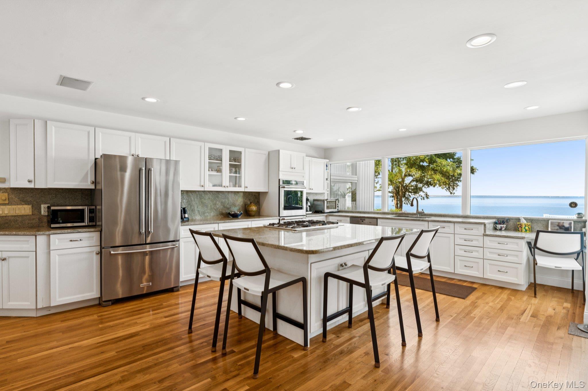 Single Family Oak Point Nassau County, NY 11709, MLS-905016-7