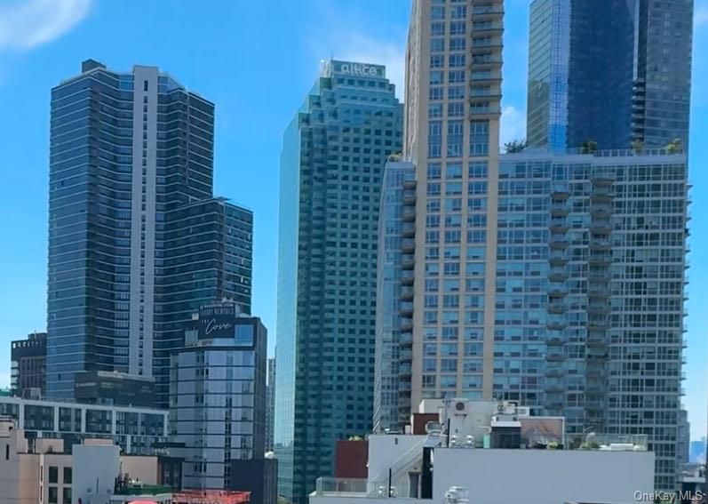 Condo 42nd  Queens, NY 11101, MLS-905019-13