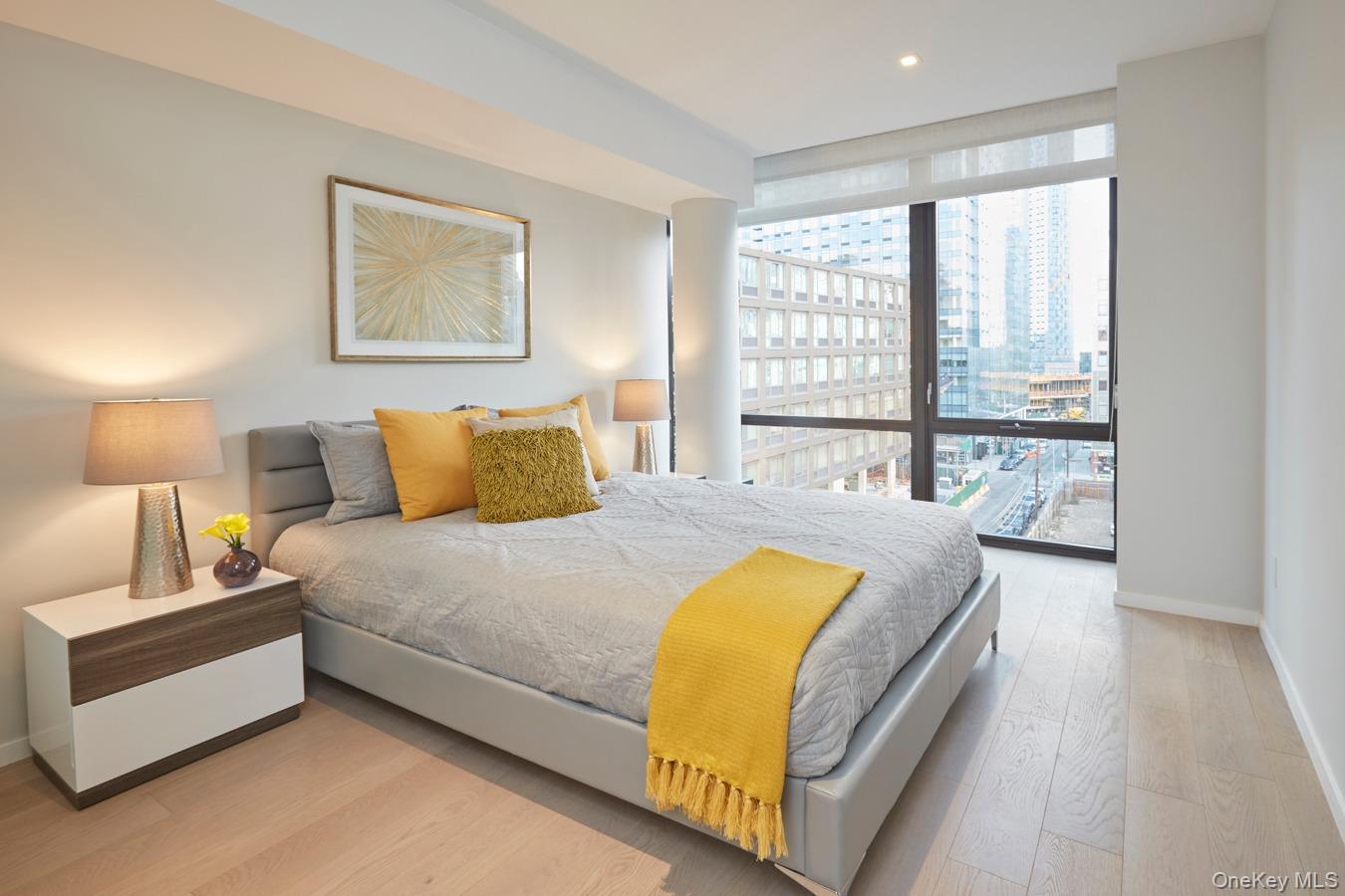 Condo 42nd  Queens, NY 11101, MLS-905019-6