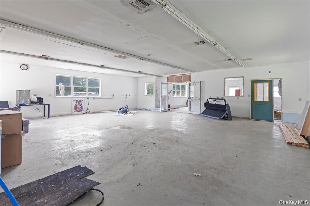 Single Family Broadway (aka 9w) Ulster County, NY 12487, MLS-905050-14