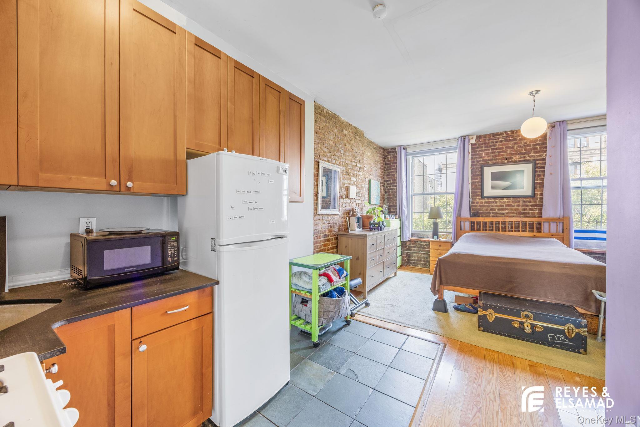 Single Family 173rd  Manhattan, NY 10032, MLS-905054-13