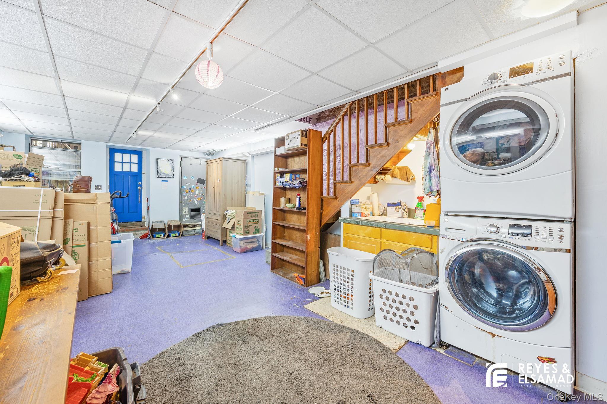 Single Family 173rd  Manhattan, NY 10032, MLS-905054-19
