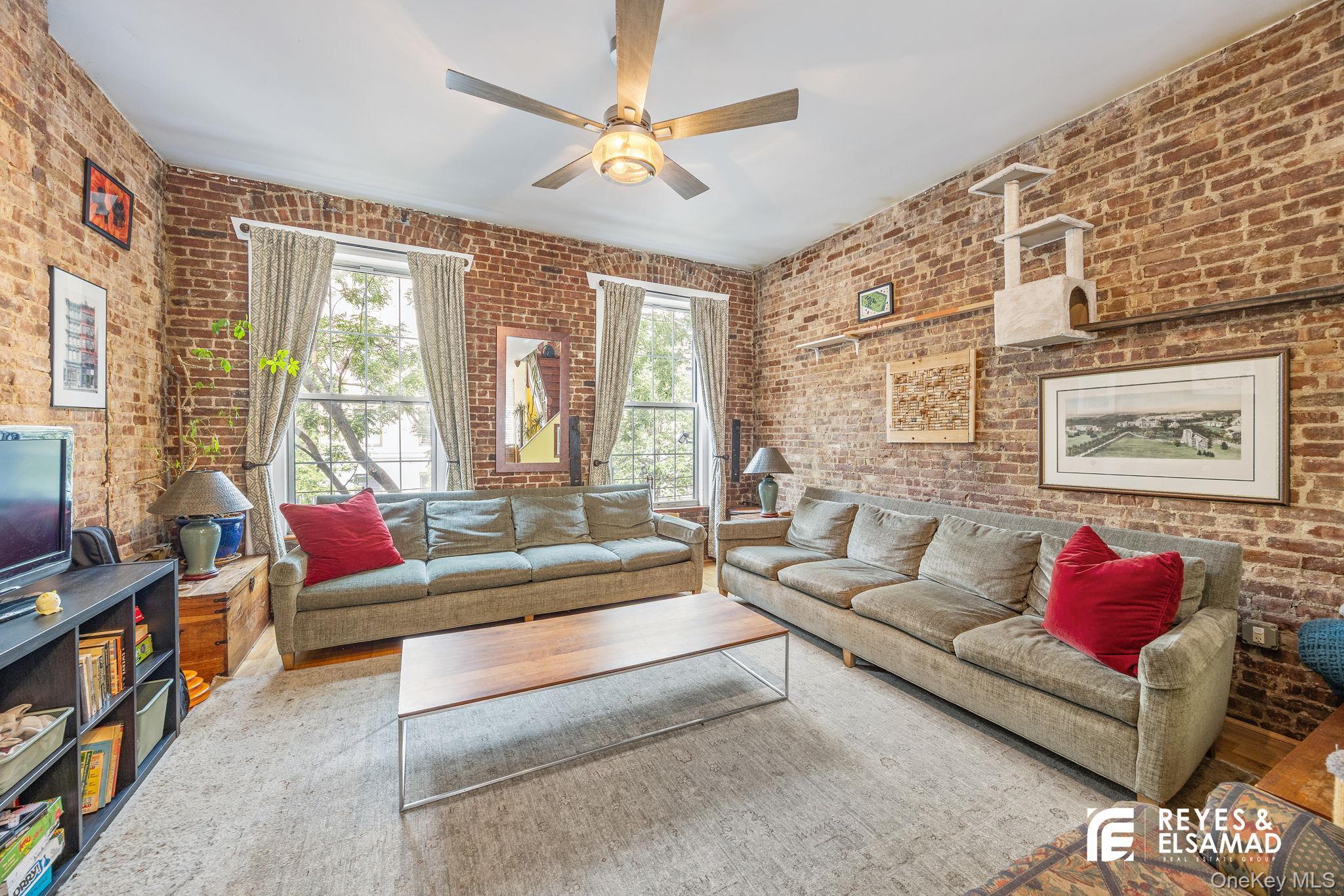 Single Family 173rd  Manhattan, NY 10032, MLS-905054-3