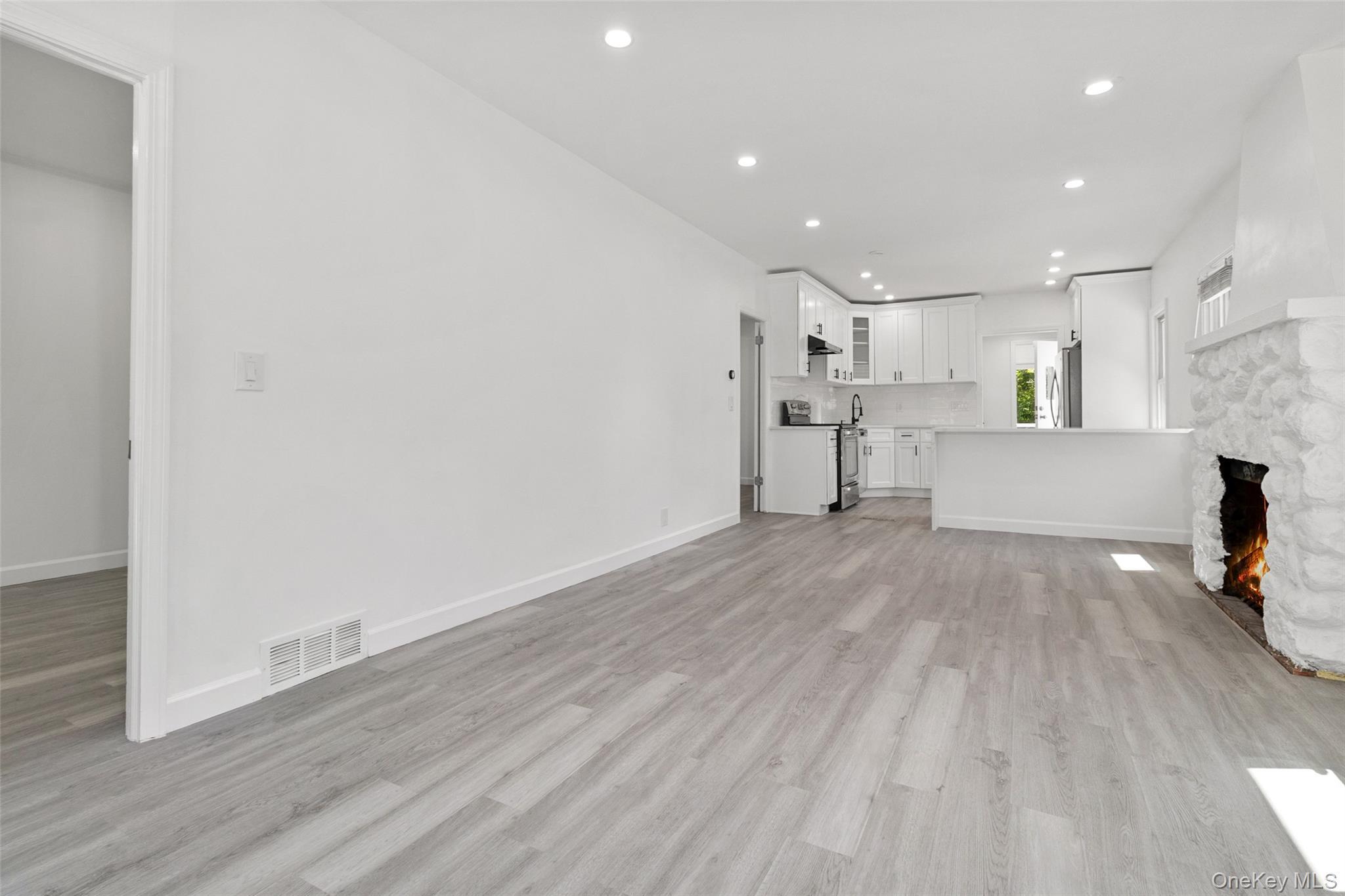 Single Family Brookside  Westchester County, NY 10598, MLS-905065-4