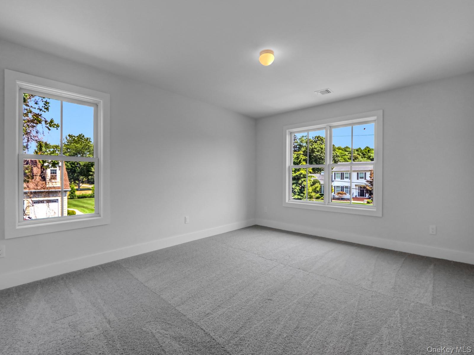 Single Family Country  Suffolk County, NY 11733, MLS-905066-19