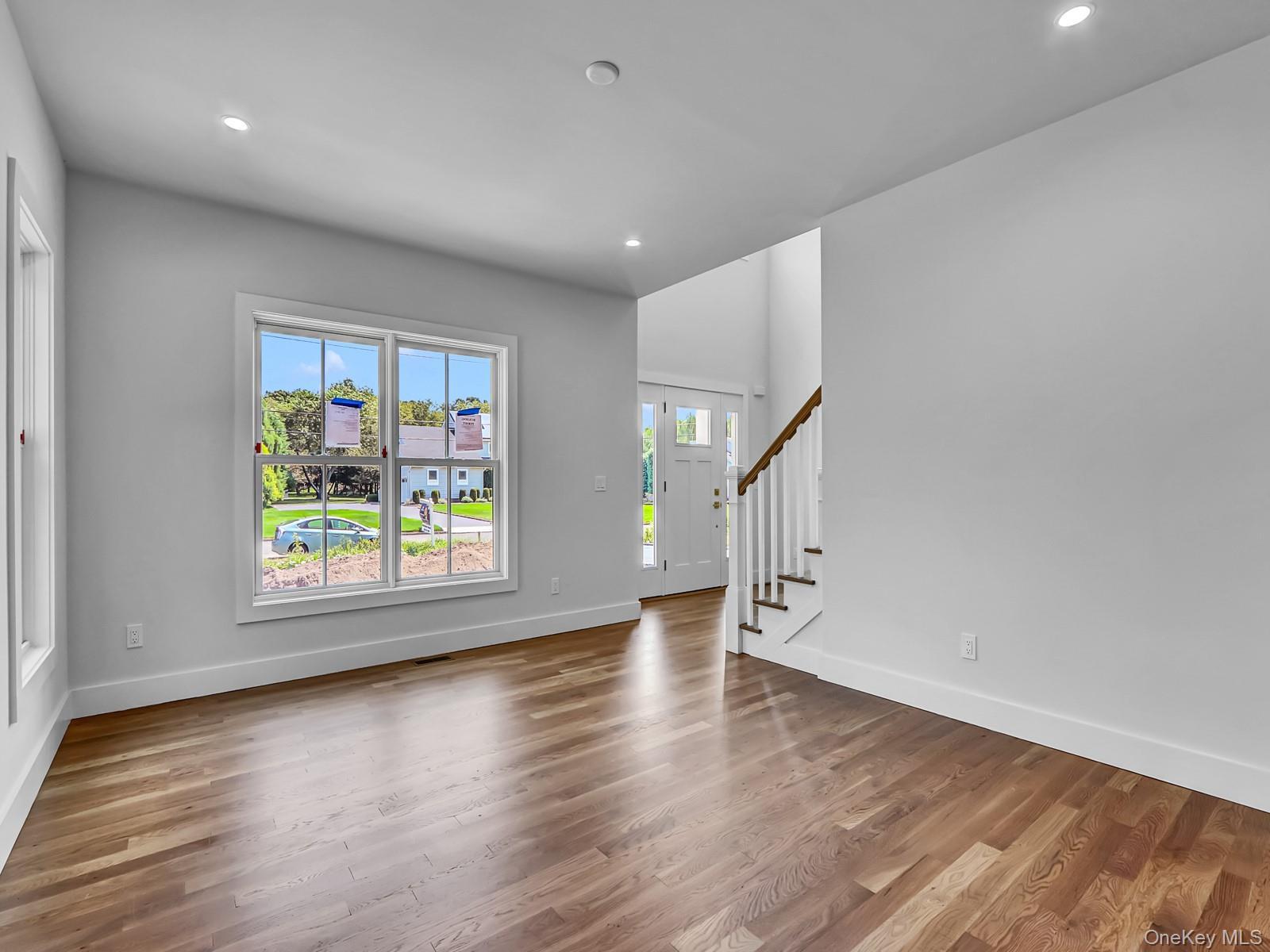 Single Family Country  Suffolk County, NY 11733, MLS-905066-5