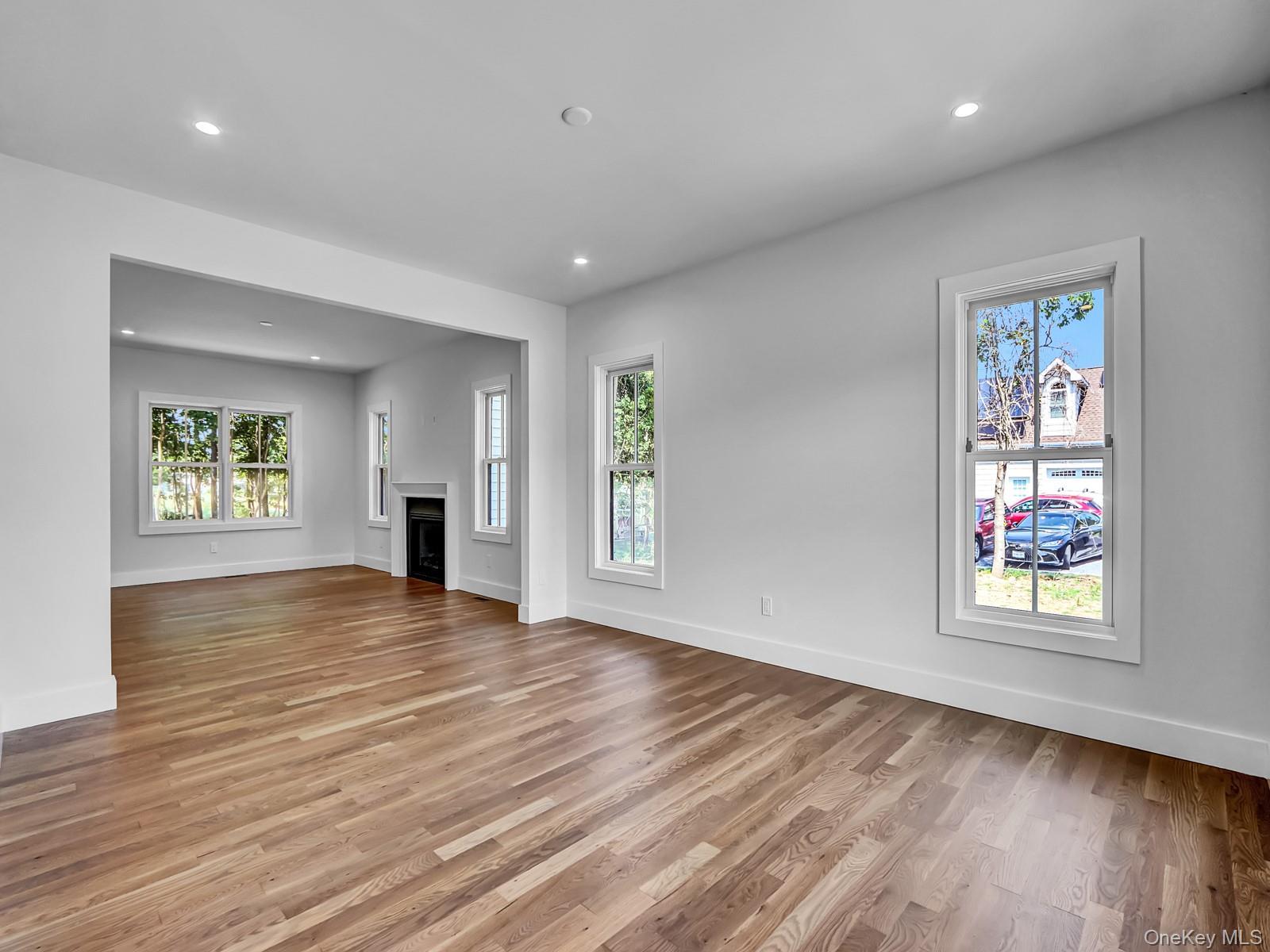 Single Family Country  Suffolk County, NY 11733, MLS-905066-7