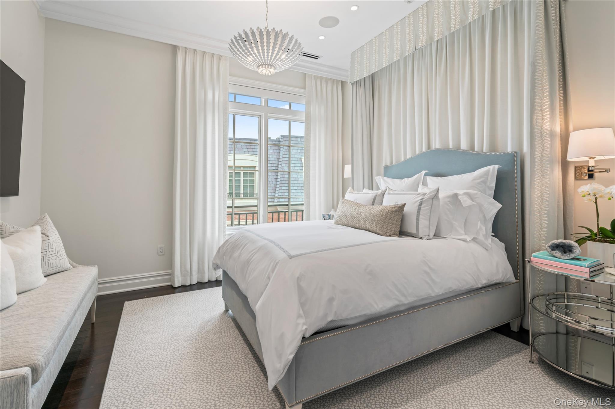 Condo Royal  Nassau County, NY 11040, MLS-905073-32
