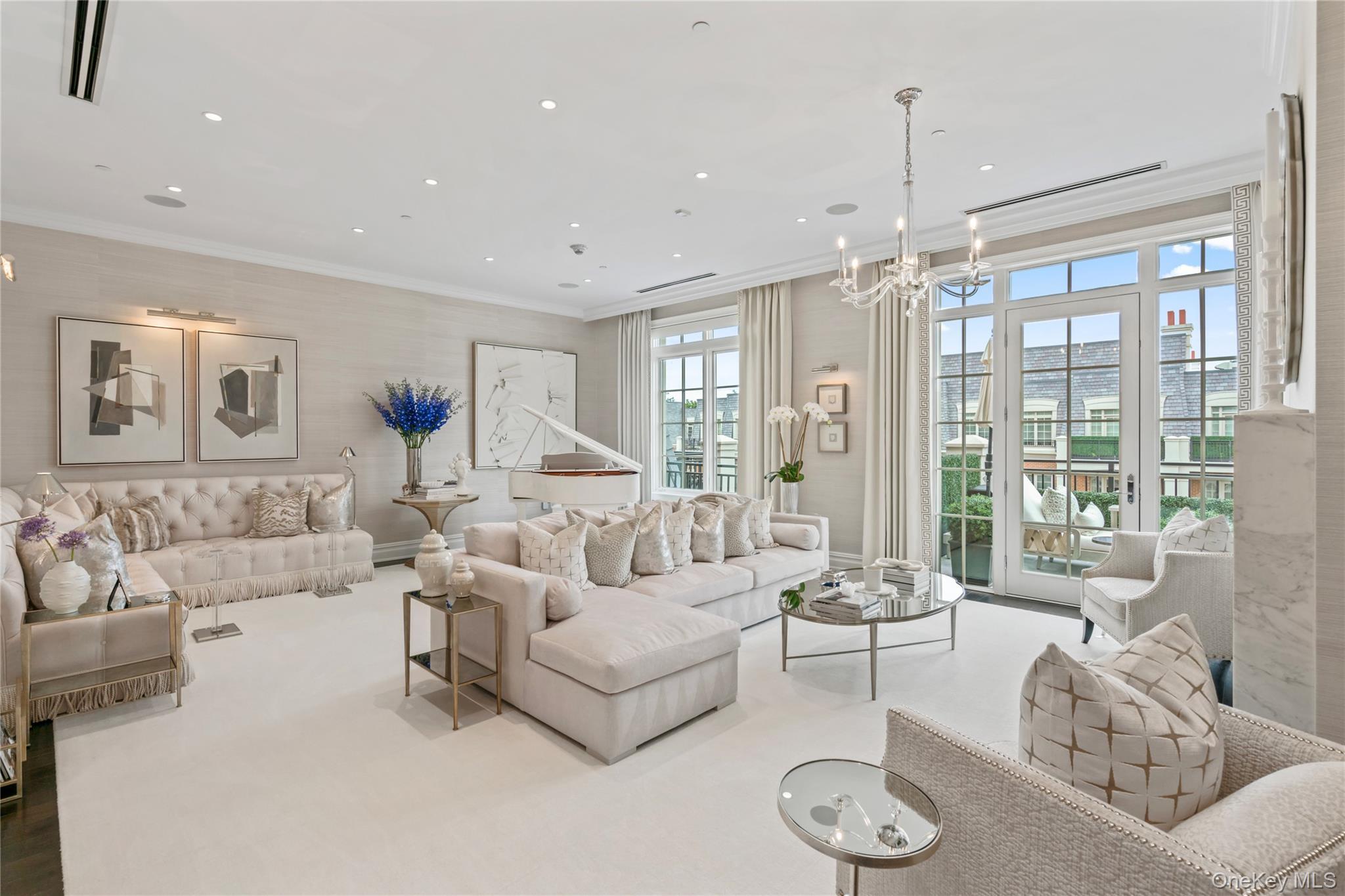 Condo Royal  Nassau County, NY 11040, MLS-905073-5