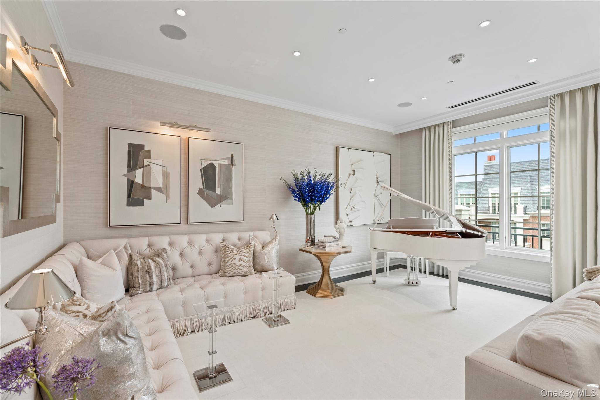 Condo Royal  Nassau County, NY 11040, MLS-905073-6
