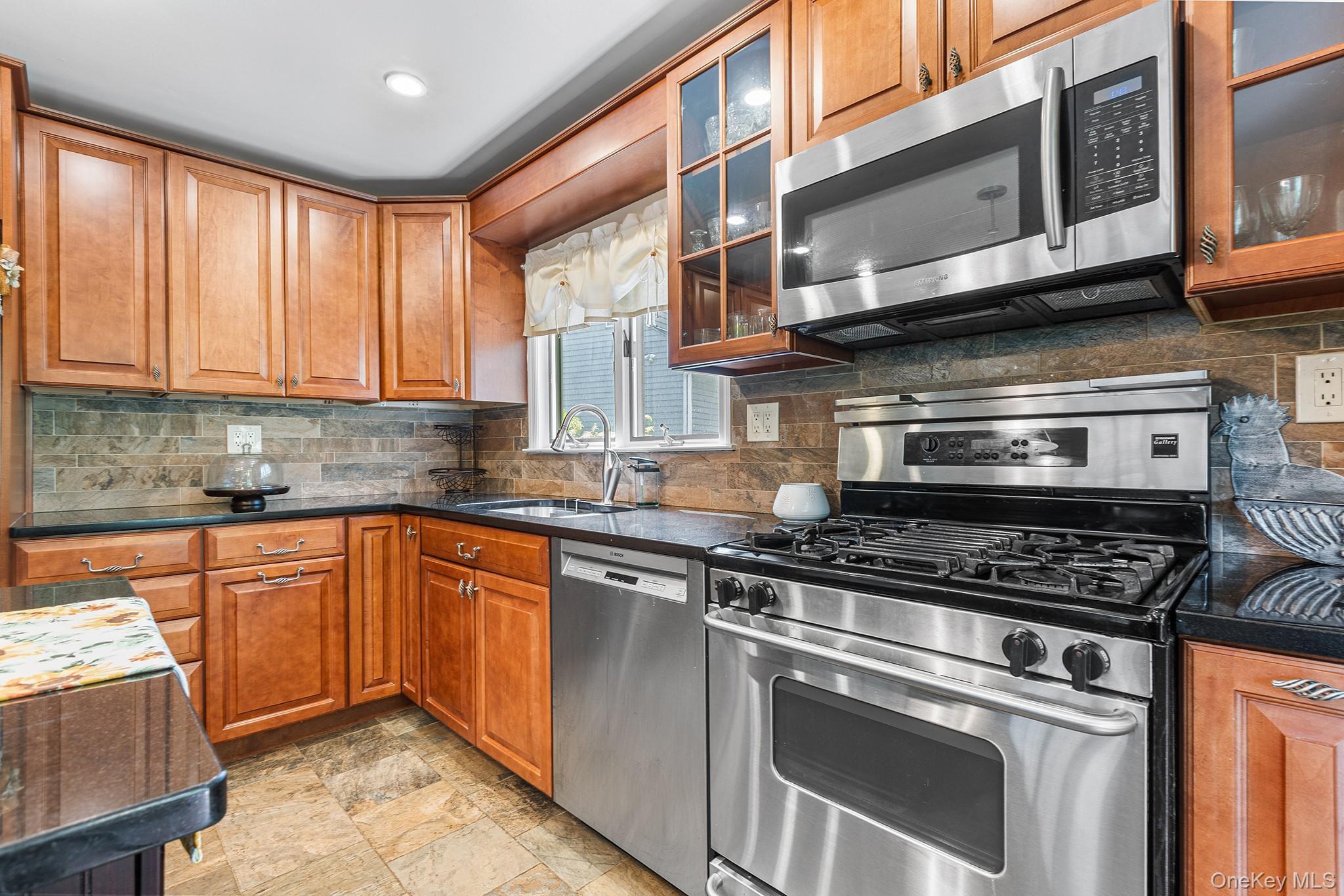 Single Family Rockledge  Westchester County, NY 10708, MLS-905078-3