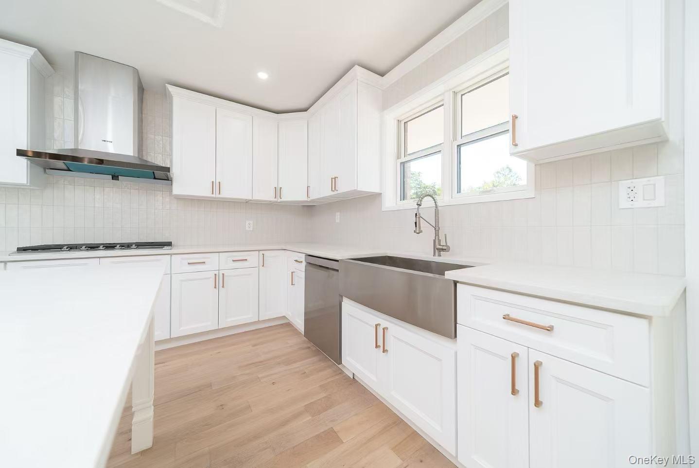 Single Family 128 Queens, NY 11356, MLS-905090-6